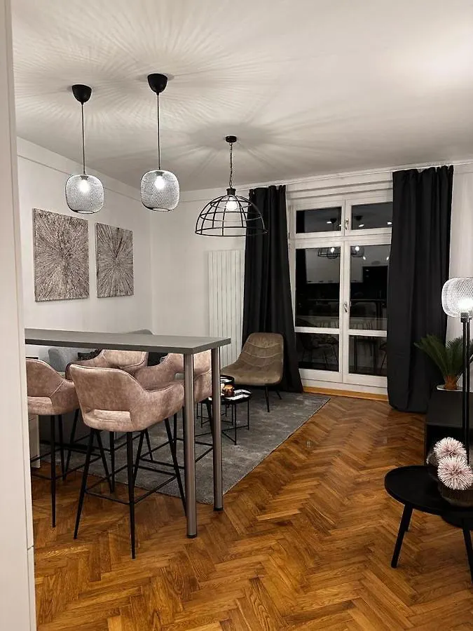 Riverside Apartment Karlsbad